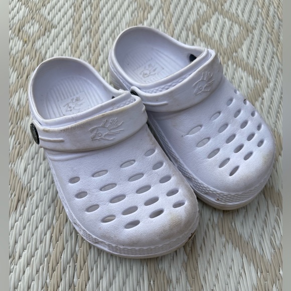 FREE SHIPPING Hotuna white size 7 clogs - Picture 3 of 7